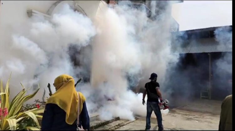 Berantas Nyamuk Penyebab Demam Berdarah, Dinas Kesehatan Lakukan Fogging di 105 Lokasi