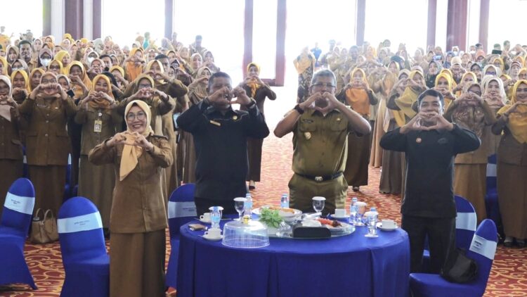 Dihadiri Guru se-Kota Kendari, Dinas Pendidikan dan Kebudayaan Kota Kendari Sosialisasikan Kurikulum Merdeka