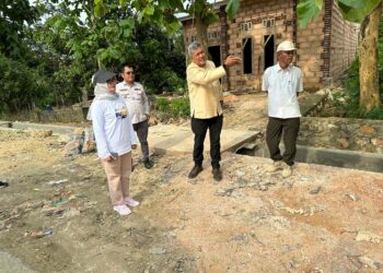 Respon Keluhan Warga, Pj Wali Kota Kendari Kunjungi Wayong Dalam dan Kampung Baru Andonohu