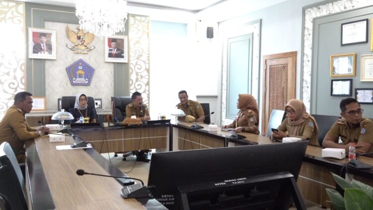 Dipimpin Asisten II, TPID Kota Kendari Ikut Rapat Koordinasi Bersama Mendagri