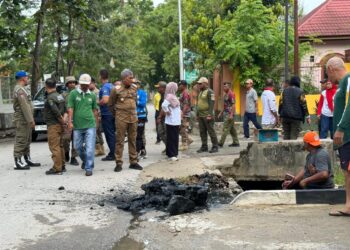 Ciptakan Lingkungan Bersih, Pemkot Kendari Konsisten Lakukan Karya Bakti