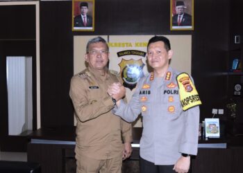 Silaturahmi di Polresta Kendari, Pj Wali Kota Kendari Sampaikan Program Penataan dan Penertiban Kota