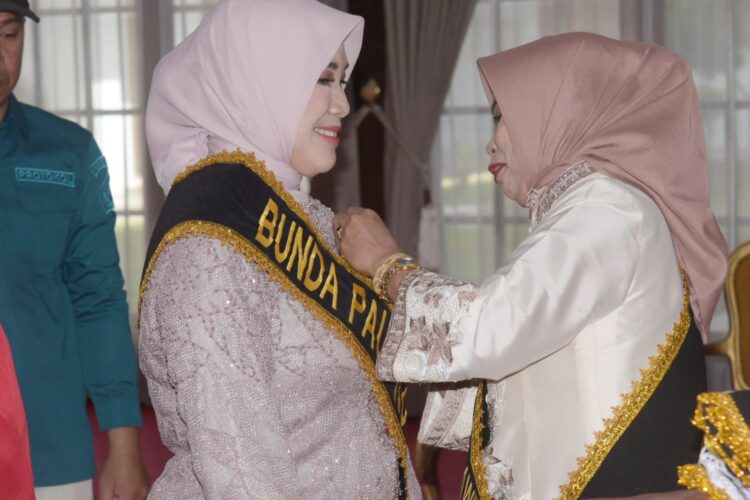 Ira Willis Kesumadoty Yusup Resmi Dikukuhkan Sebagai Bunda PAUD Kota Kendari