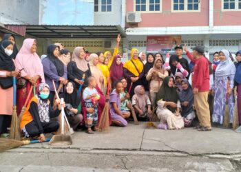 Tindak Lanjut Instruksi Pj. Wali Kota, Kelurahan Mandonga Libatkan Masyarakat Dalam Karya Bakti