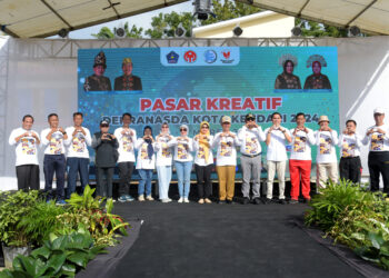 Sekda Buka Pasar Kreatif Dekranasda Kota Kendari Tahun 2024