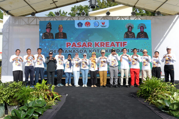 Sekda Buka Pasar Kreatif Dekranasda Kota Kendari Tahun 2024