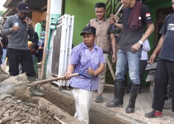 Percepat Pemulihan Pasca Banjir, Ribuan ASN dan Masyarakat Gotong-royong