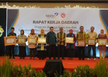 Ikut Rakerda Program Bangga Kencana BKKBN Sultra, Kota Kendari Dapat Penghargaan