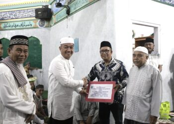 Safari Ramadan, Sekda Kota Kendari Kunjungi Masjid Nurul Hidayat