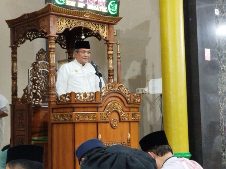 Safari Ramadhan di Masjid Al Muhajirin, Pj Wali Kota Kendari Sampaikan Pesan Sabar