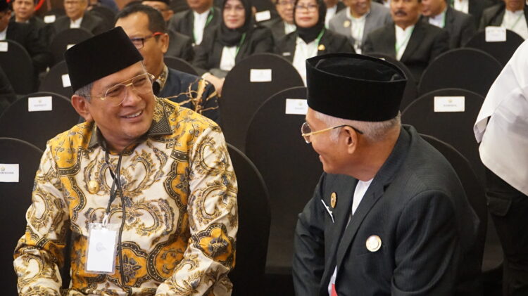 Pj Wali Kota Kendari hadiri pengukuhkan KDEKS Sultra oleh Wakil Presiden RI