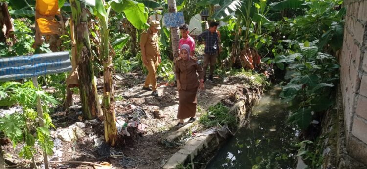 Balita 13 Bulan Korban Banjir Ditemukan Tak Jauh dari Lokasi Jatuhnya Ibu Korban
