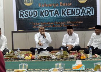 Buka Puasa Bersama RSUD, Pj Wali Kota Kendari : Manfaatkan Momen Bulan Ramadhan dengan Baik