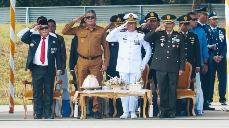Pj Wali Kota Kendari Hadiri Peringatan HUT TNI ke-78 Tahun 2024