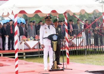 Pj Wali Kota Kendari Serahkan SK Pengangkatan 1.236 PPPK di HUT ke-193 Kota Kendari
