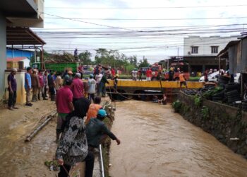 Normalisasi Kali Andonohu: Upaya Bersama Warga dan Pemerintah Kota Kendari Atasi Banjir