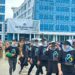 Lomba Bola Gotong dan Lari Karung meriahkan HUT Kota Kendari ke-193