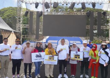 Rangkaian HUT Kota Kendari ke-193, Jalan Sehat berhadiah 2 Tiket Umrah Digelar