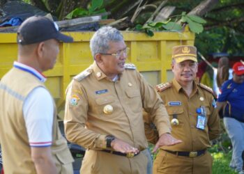 Peringati Bulan Cinta Laut, Pemkot Kendari Gelar Karya Bakti Bersih Teluk Kendari