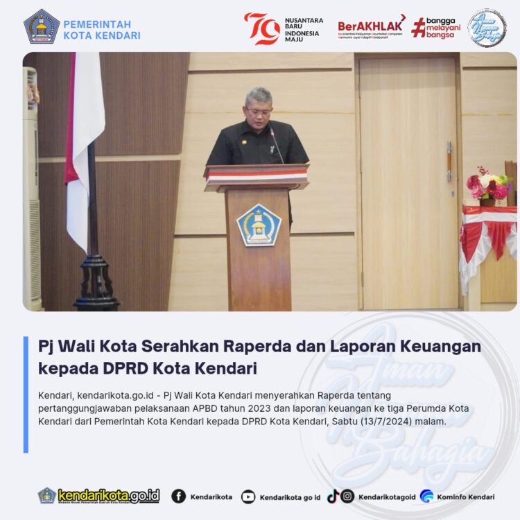 Pj Wali Kota Serahkan Raperda dan Laporan Keuangan kepada DPRD Kota Kendari