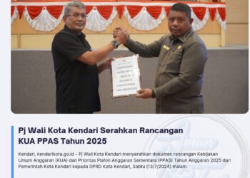 Pj Wali Kota Kendari Serahkan Rancangan KUA PPAS Tahun 2025