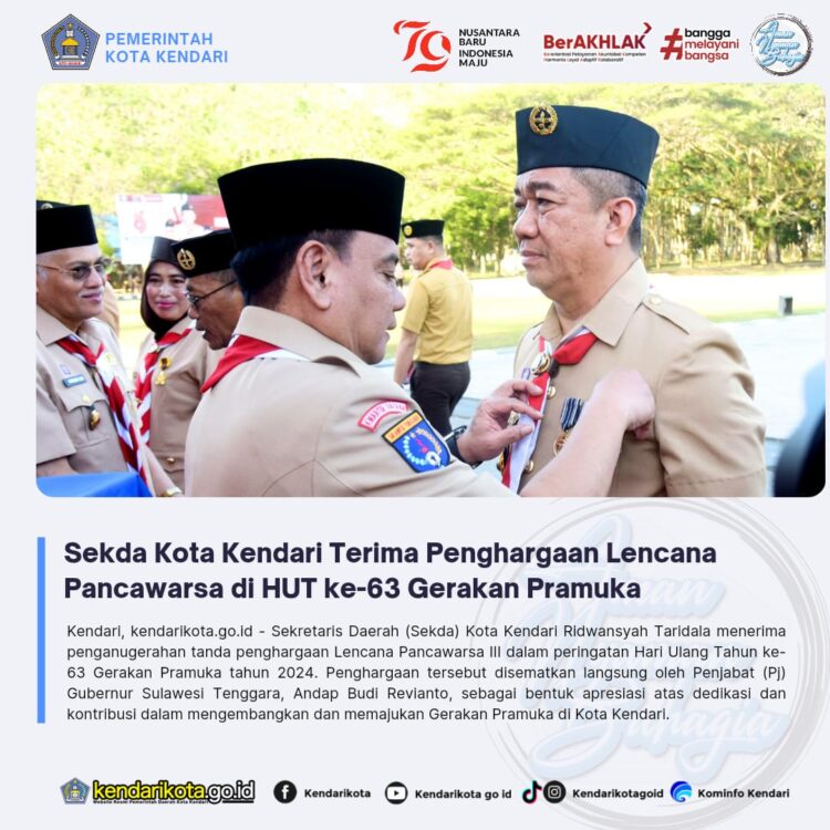 Sekda Kota Kendari Terima Penghargaan Lencana Pancawarsa di HUT ke-63 Gerakan Pramuka