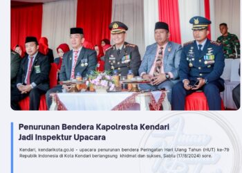 Penurunan Bendera Kapolresta Kendari Jadi Inspektur Upacara
