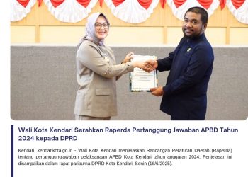 Wali Kota Kendari Serahkan Raperda Pertanggung Jawaban APBD Tahun 2024 kepada DPRD