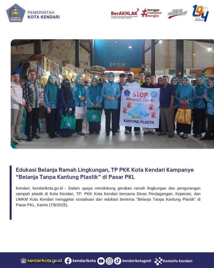 Edukasi Belanja Ramah Lingkungan, TP PKK Kota Kendari Kampanye “Belanja Tanpa Kantung Plastik” di Pasar PKL