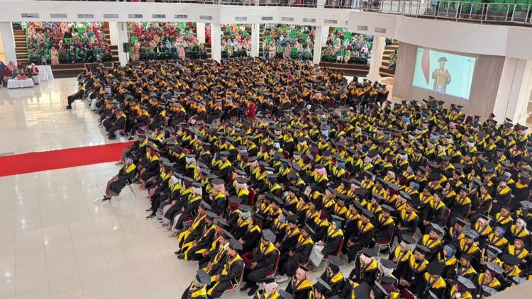 Pemkot Kendari Apresiasi Wisuda UHO, 744 Mahasiswa Resmi Sandang Gelar Akademik