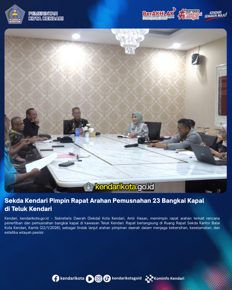 Sekda Kendari Pimpin Rapat Arahan Pemusnahan 23 Bangkai Kapal di Teluk Kendari