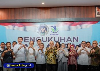 Asisten I Setda Kota Kendari Hadiri Pelantikan dan Workshop GAPEMBI Sultra 2026