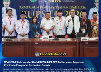 Wakil Wali Kota Kendari Hadiri RUPSLB PT BPR Bahteramas, Tegaskan Komitmen Penguatan Perbankan Daerah‎