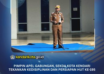 Pimpin Apel Gabungan, Sekda Kota Kendari Tekankan Kedisiplinan dan Persiapan HUT ke-195