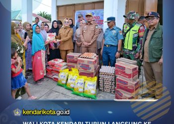 Wali Kota Kendari Turun Langsung ke Lokasi Banjir Serahkan Bantuan