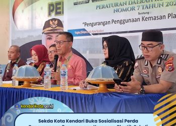 Sekda Kota Kendari Buka Sosialisasi Perda Pengurangan Penggunaan Kemasan Plastik Sekali Pakai
