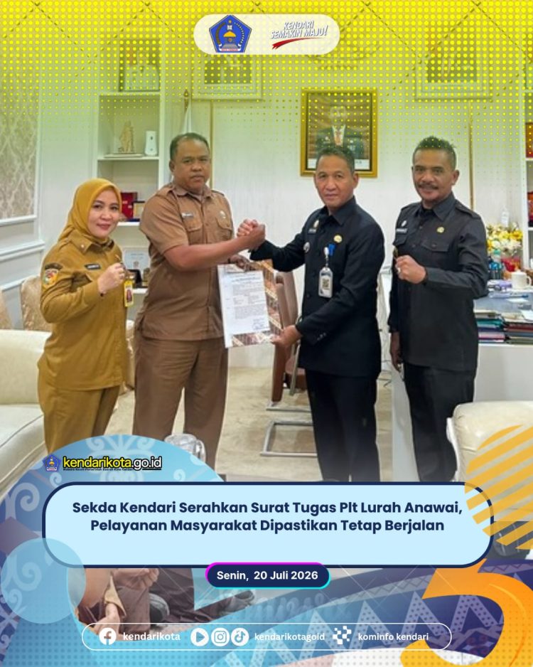 Sekda Kendari Serahkan Surat Tugas Plt Lurah Anawai, Pelayanan Masyarakat Dipastikan Tetap Berjalan
