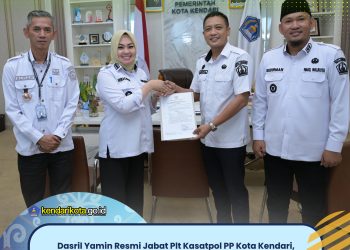 Dasril Yamin Resmi Jabat Plt Kasatpol PP Kota Kendari, Wali Kota Serahkan Langsung Surat Perintah
