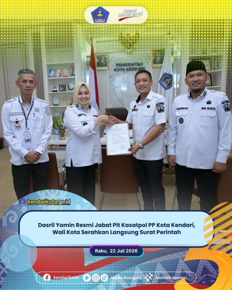 Dasril Yamin Resmi Jabat Plt Kasatpol PP Kota Kendari, Wali Kota Serahkan Langsung Surat Perintah