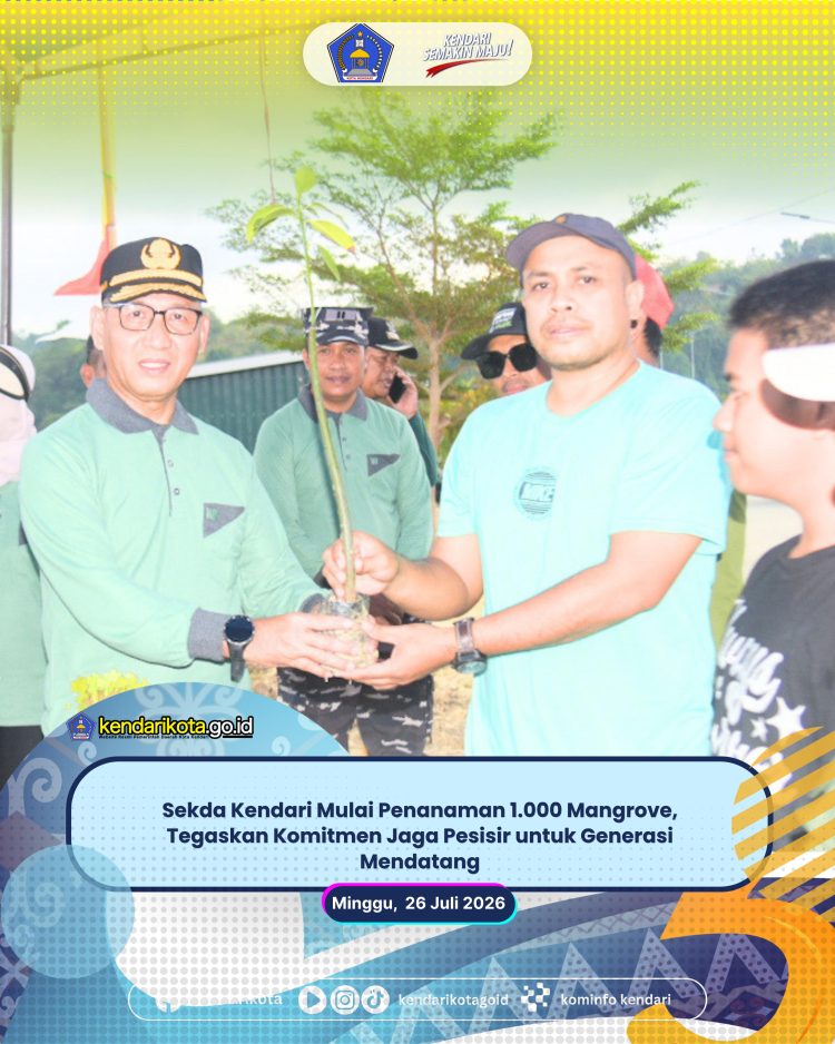 Sekda Kendari Mulai Penanaman 1.000 Mangrove, Tegaskan Komitmen Jaga Pesisir untuk Generasi Mendatang