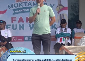 Semarak Muktamar V, Kepala BRIDA Kota Kendari Lepas Peserta Jalan Sehat Wahdah Islamiyah