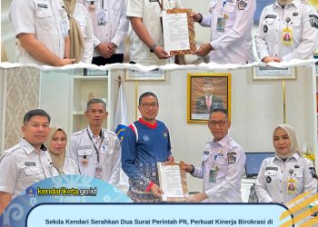 Sekda Kendari Serahkan Dua Surat Perintah Plt, Perkuat Kinerja Birokrasi di Sektor Perdagangan dan Protokol
