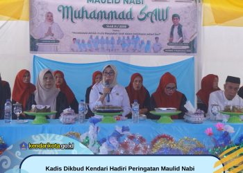 Kadis Dikbud Kendari Hadiri Peringatan Maulid Nabi Muhammad SAW di SD Negeri 66