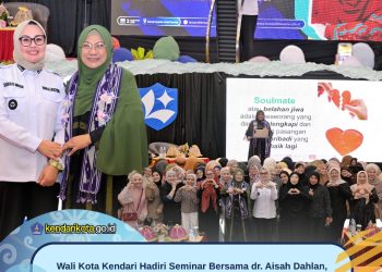 Wali Kota Kendari Hadiri Seminar Bersama dr. Aisah Dahlan, Tekankan Pentingnya Keluarga Bahagia