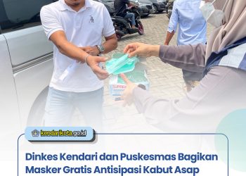 Dinkes Kendari dan Puskesmas Bagikan Masker Gratis Antisipasi Kabut Asap